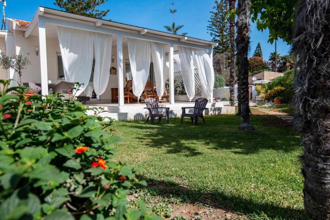 Holiday Fontane Bianche Gabriella Экстерьер фото